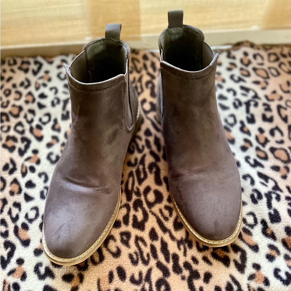 Men’s Boots-Gray-Size 8.5 manmade sueded material